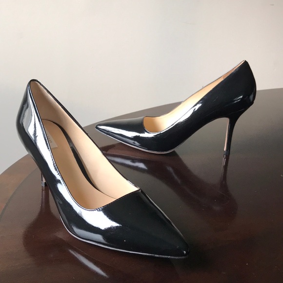 Glossy black patent leather Cole Haan Pointed Toe classic Pumps
